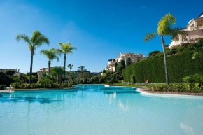 Appartement (4p) in Luxury Capanes Del Golf, Benahavis